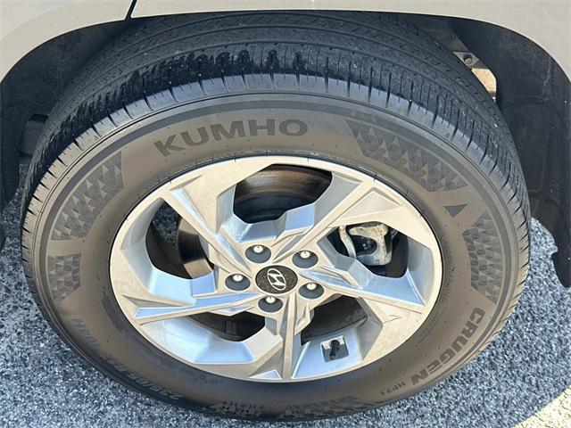 Photo of 2024 Gray Hyundai TUCSON