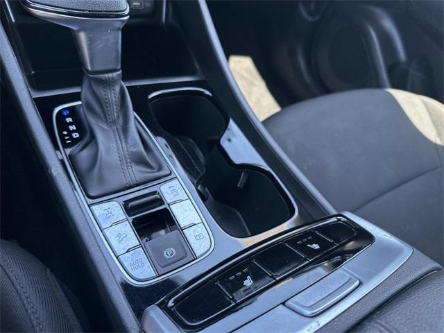 Photo of 2024 Gray Hyundai TUCSON