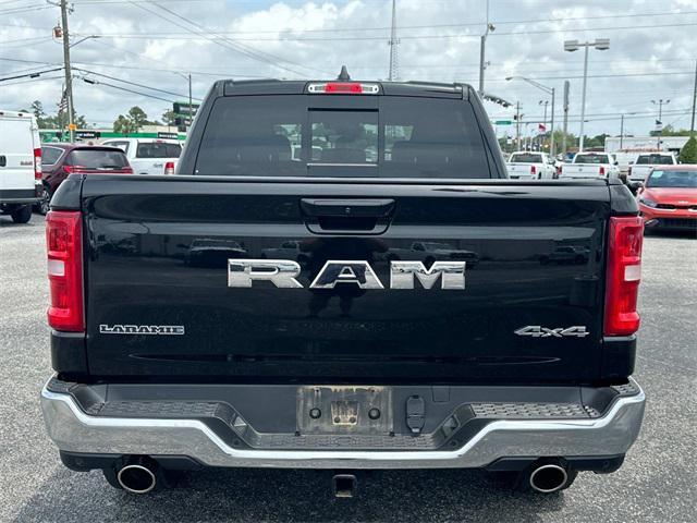 Photo of 2025 Diamond Black Crystal Pearlcoat RAM 1500