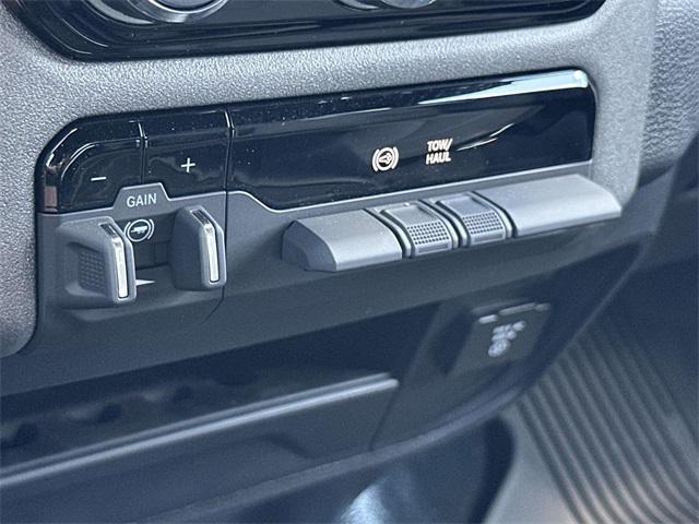 Photo of 2025 Bright White Clearcoat RAM 2500