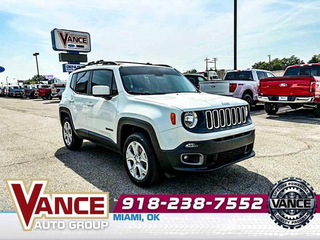 Photo of 2017 Alpine White Jeep Renegade