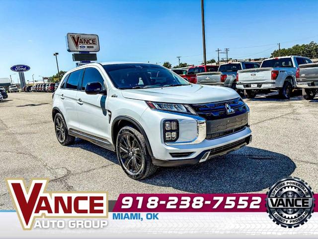 Photo of 2022 White Diamond Mitsubishi Outlander Sport