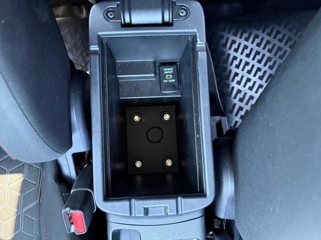 Photo of 2022 White Diamond Mitsubishi Outlander Sport