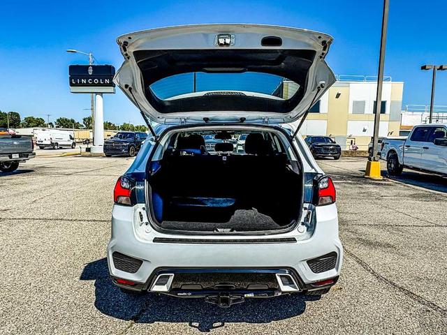 Photo of 2022 White Diamond Mitsubishi Outlander Sport