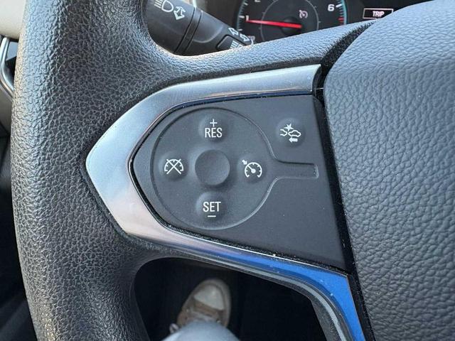 Photo of 2023 Sterling Gray Metallic Chevrolet Traverse