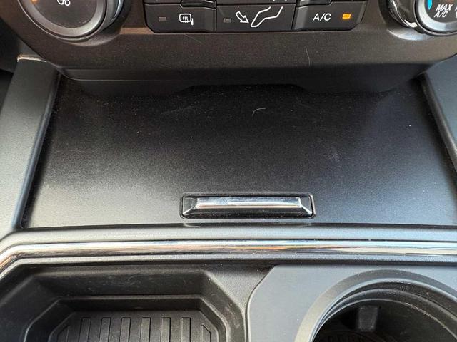 Photo of 2022 Oxford White Ford F-250