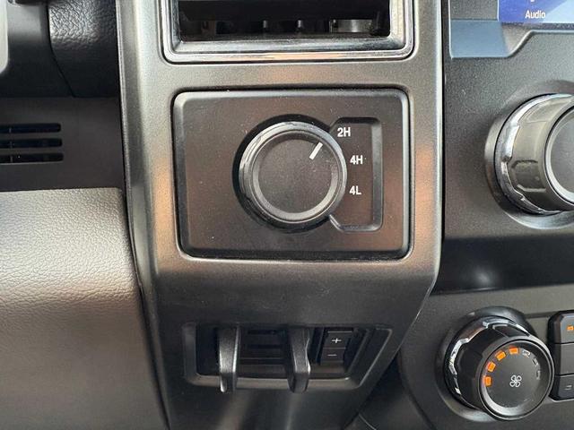 Photo of 2022 Oxford White Ford F-250
