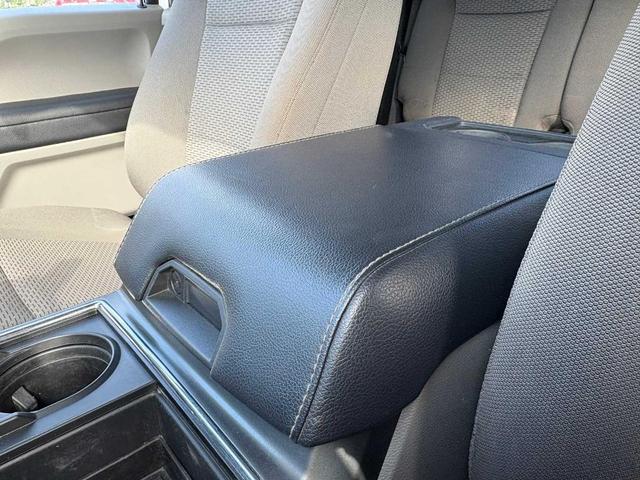 Photo of 2022 Oxford White Ford F-250