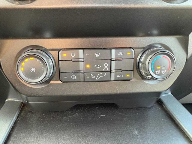 Photo of 2022 Oxford White Ford F-250