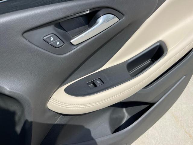 Photo of 2018 Red Buick Envision