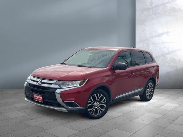 Photo of 2017 Red Mitsubishi Outlander