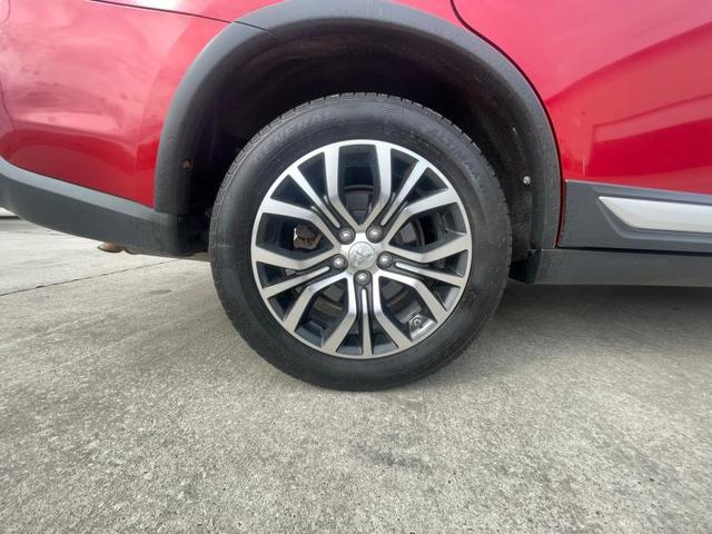 Photo of 2017 Red Mitsubishi Outlander
