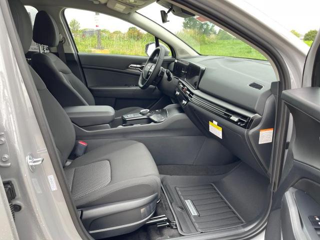 Photo of 2026 Wolf Gray Kia Sportage