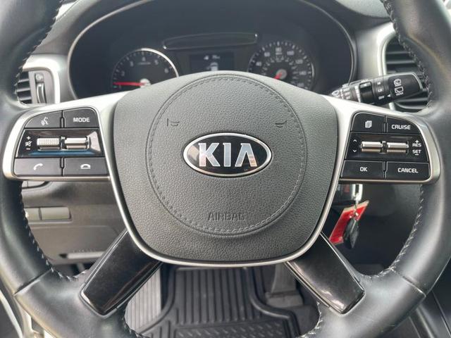 Photo of 2019 White Kia Sorento