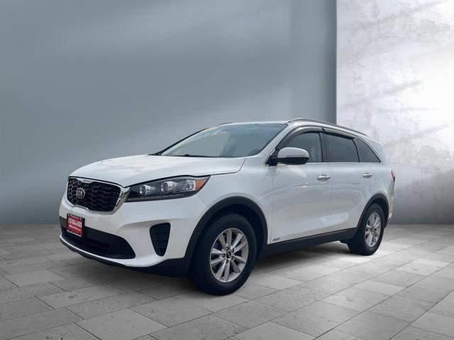 Photo of 2019 White Kia Sorento