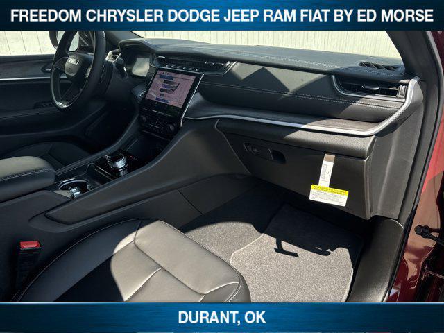Photo of 2025 Velvet Red Pearlcoat Jeep Grand Cherokee L