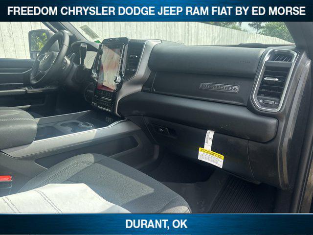 Photo of 2025 Diamond Black Crystal Pearlcoat RAM 3500
