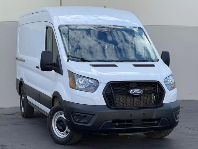 2023 Ford Transit-250