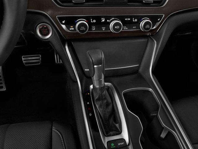 Photo of 2022 Platinum White Pearl Honda Accord