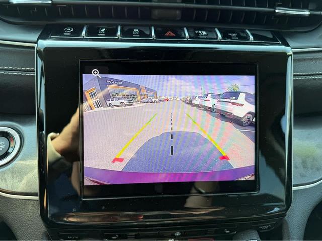 Photo of 2022 Velvet Red Pearlcoat Jeep Grand Cherokee L