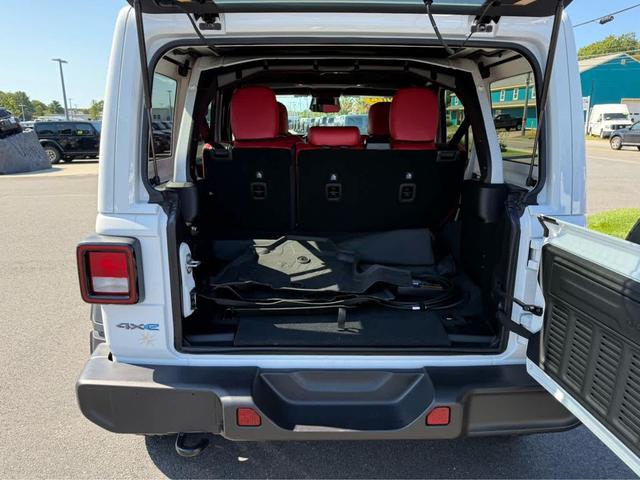 Photo of 2025 Bright White Clearcoat Jeep Wrangler 4xe