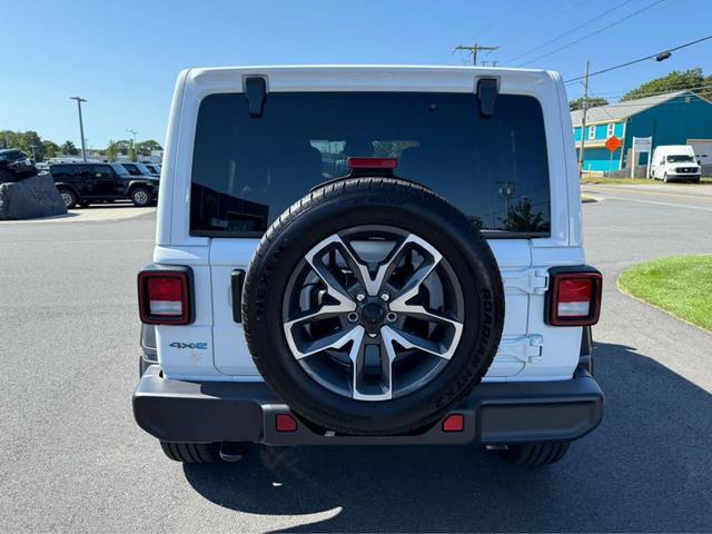 Photo of 2025 Bright White Clearcoat Jeep Wrangler 4xe
