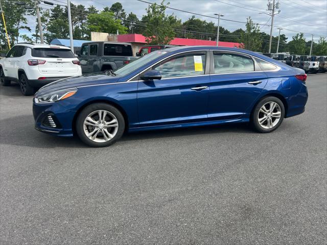 Photo of 2019 Lakeside Blue Hyundai SONATA