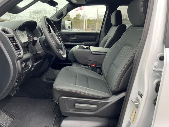 Photo of 2025 Bright White Clearcoat RAM 1500