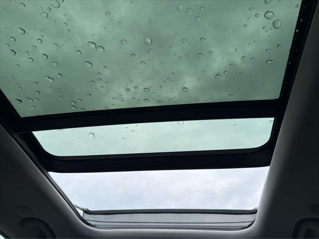 Photo of 2023 Rocky Mountain Pearlcoat Jeep Grand Cherokee 4xe