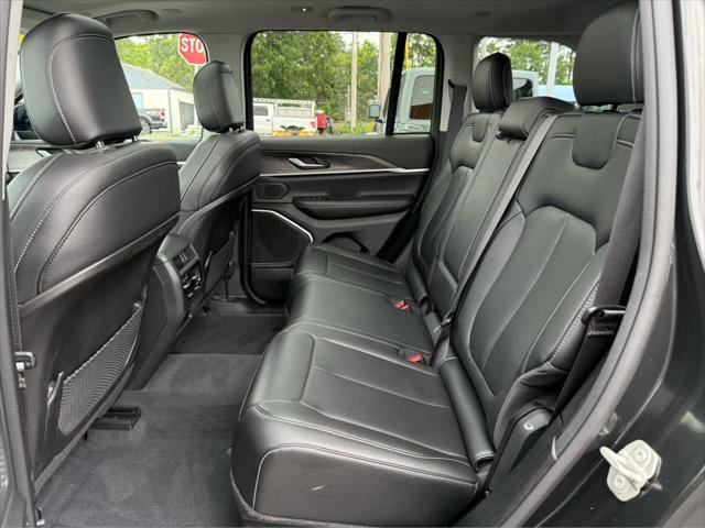 Photo of 2023 Rocky Mountain Pearlcoat Jeep Grand Cherokee 4xe