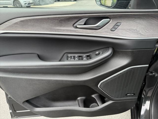 Photo of 2023 Rocky Mountain Pearlcoat Jeep Grand Cherokee 4xe
