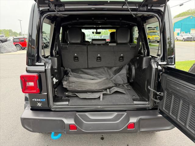 Photo of 2022 Black Clearcoat Jeep Wrangler Unlimited 4xe