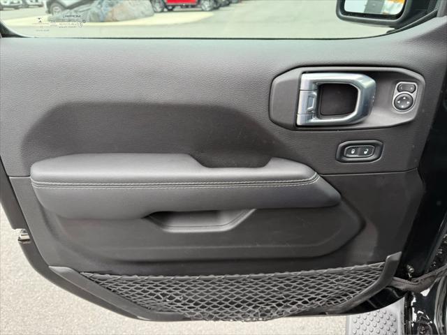 Photo of 2022 Black Clearcoat Jeep Wrangler Unlimited 4xe