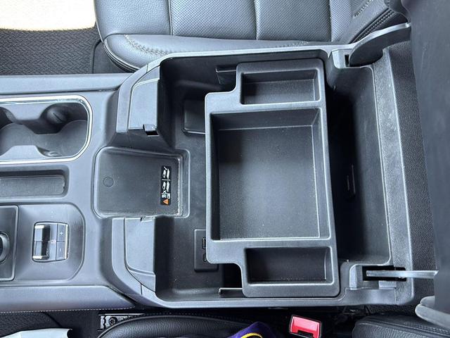 Photo of 2023 Sterling Metallic GMC Sierra 1500