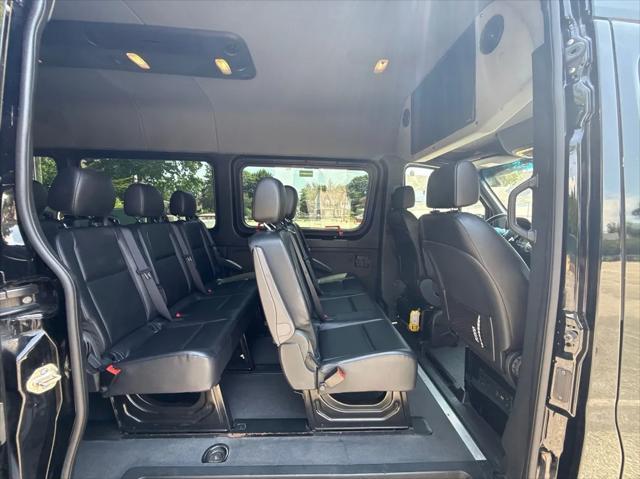 Photo of 2019 Black Mercedes-Benz Sprinter 2500