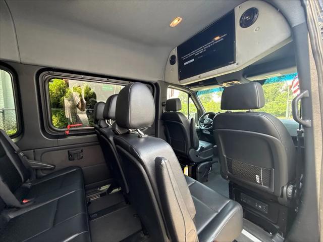 Photo of 2019 Black Mercedes-Benz Sprinter 2500