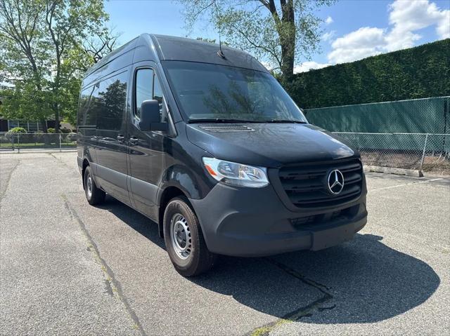 Photo of 2023 Black Mercedes-Benz Sprinter 2500
