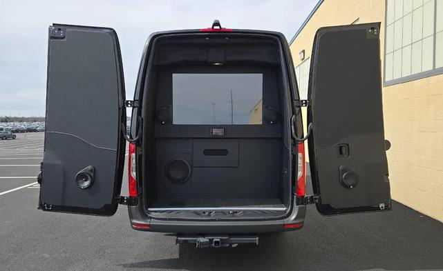 Photo of 2019 Black Mercedes-Benz Sprinter 2500