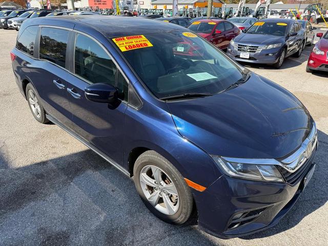 Photo of 2018 Obsidian Blue Pearl Honda Odyssey
