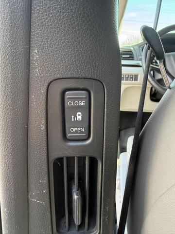 Photo of 2018 Obsidian Blue Pearl Honda Odyssey