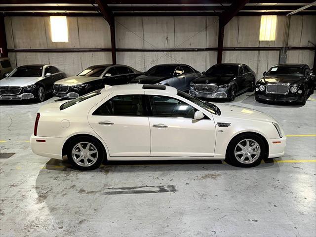 Photo of 2011 White Diamond Tricoat Cadillac STS