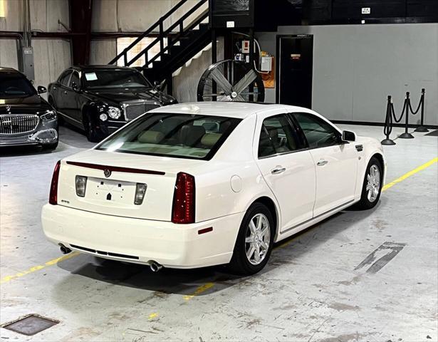 Photo of 2011 White Diamond Tricoat Cadillac STS
