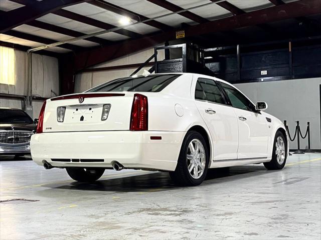 Photo of 2011 White Diamond Tricoat Cadillac STS