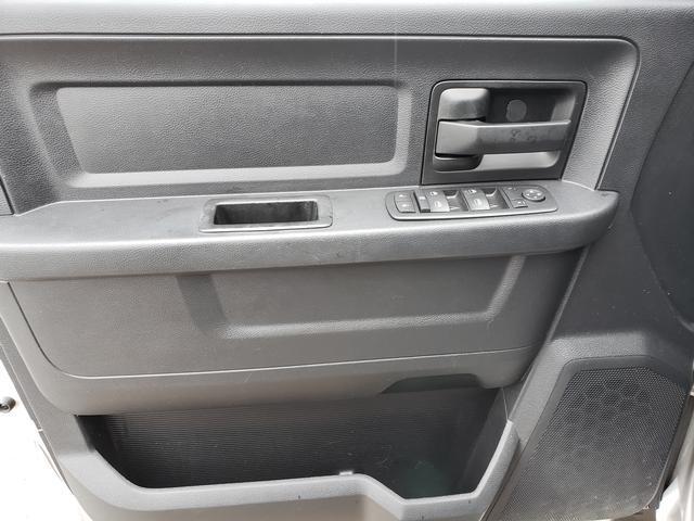 Photo of 2015 Bright Silver Metallic Clearcoat RAM 1500