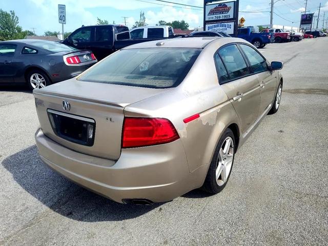 Photo of 2004 GOLD Acura TL