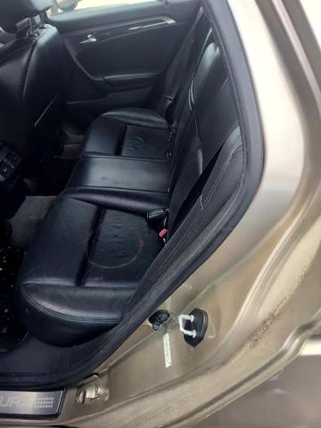 Photo of 2004 GOLD Acura TL