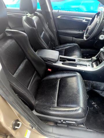 Photo of 2004 GOLD Acura TL