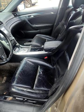 Photo of 2004 GOLD Acura TL