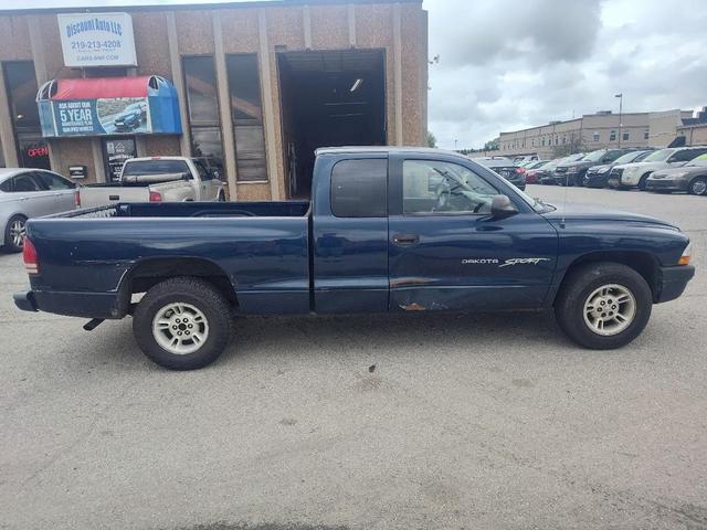 Photo of 2001 BLUE Dodge Dakota