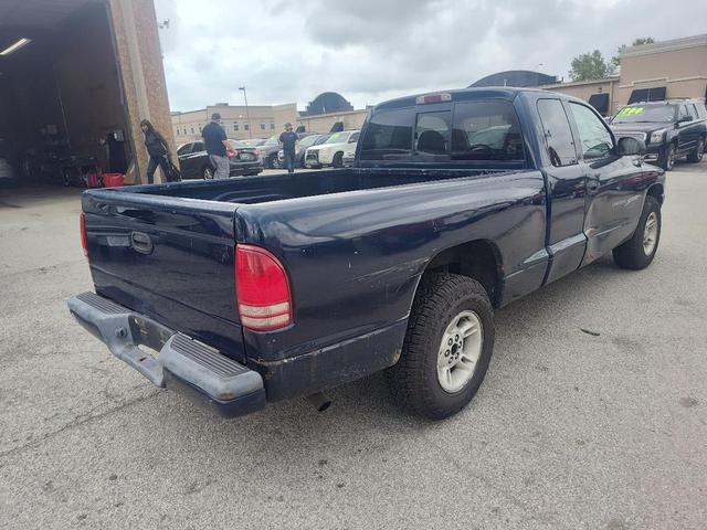 Photo of 2001 BLUE Dodge Dakota